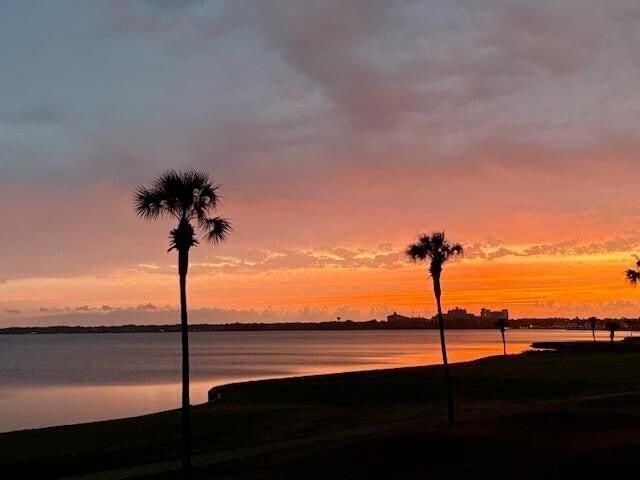 19 Players Club 19, Miramar Beach, FL 32550