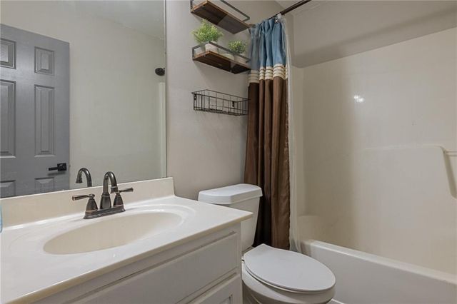 5128 Saint Claire Place, Powder Springs, GA 30127