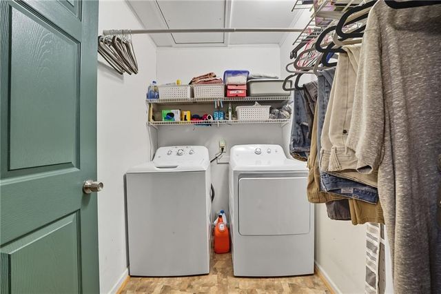 12 Indian River SE Road, Lindale, GA 30147