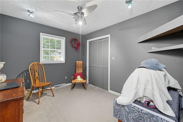 12 Indian River SE Road, Lindale, GA 30147