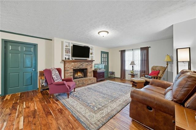 12 Indian River SE Road, Lindale, GA 30147