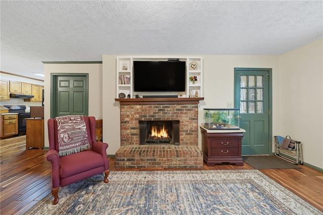 12 Indian River SE Road, Lindale, GA 30147