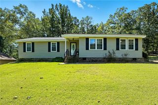 12 Indian River SE Road, Lindale, GA 30147