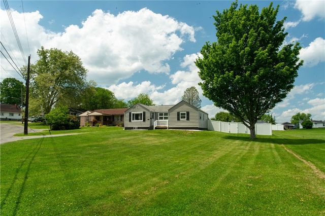 1238 Cascade Rd, Monaca, PA 15061