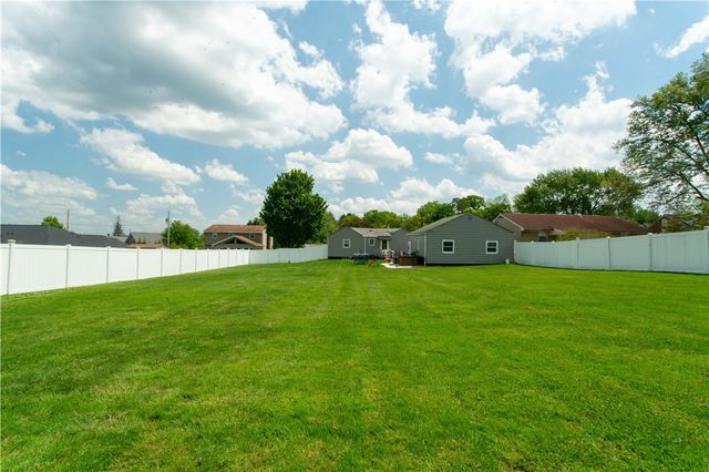 1238 Cascade Rd, Monaca, PA 15061