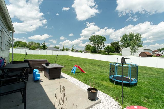 1238 Cascade Rd, Monaca, PA 15061
