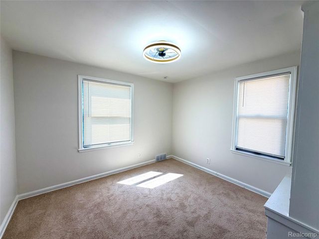 7200 W Outer Drive, Detroit, MI 48235