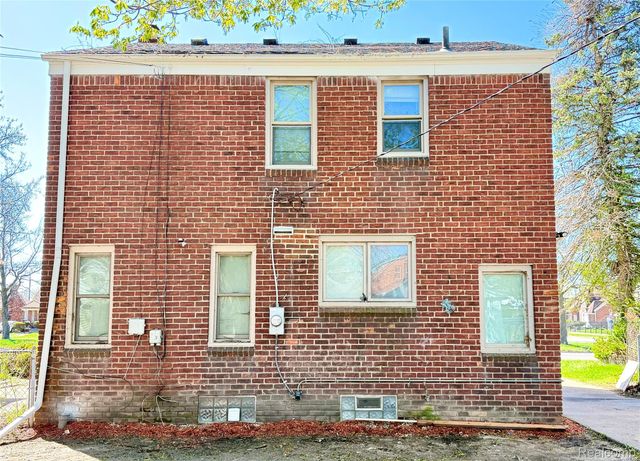 7200 W Outer Drive, Detroit, MI 48235