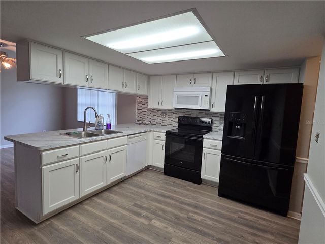 7005 PIN CHERRY LANE, Port Richey, FL 34668