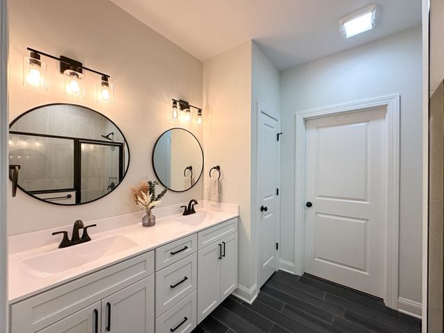 55 MCILWEE LN, Staunton, VA 24401