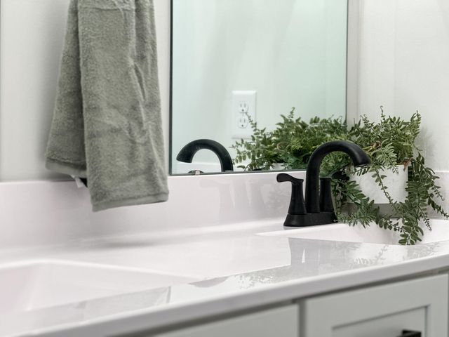 55 MCILWEE LN, Staunton, VA 24401