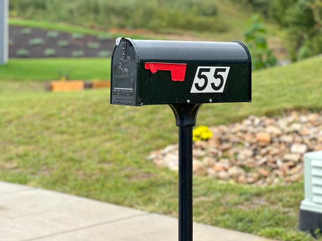 55 MCILWEE LN, Staunton, VA 24401