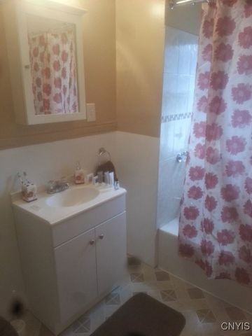 127 West Ostrander Avenue, Syracuse, NY 13205