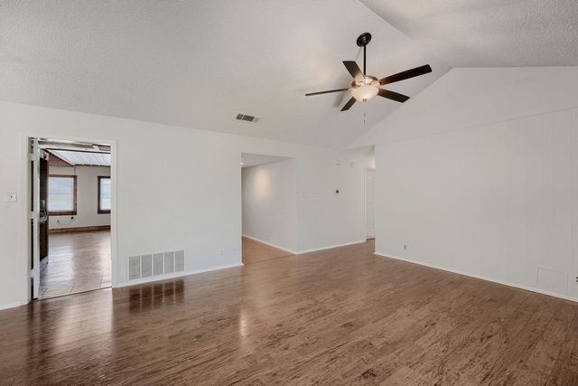 3600 Cornerstone ST, Round Rock, TX 78681