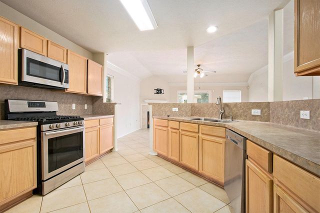 3138 Lantern Bay Lane, Katy, TX 77449