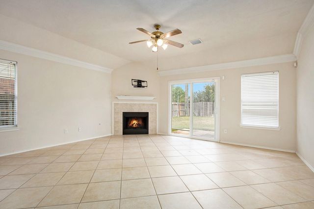 3138 Lantern Bay Lane, Katy, TX 77449