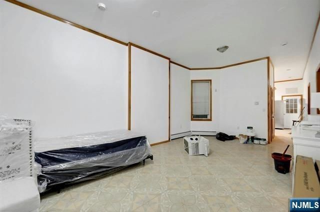 300 49th Street, Union City, NJ 07087