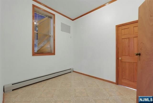 300 49th Street, Union City, NJ 07087
