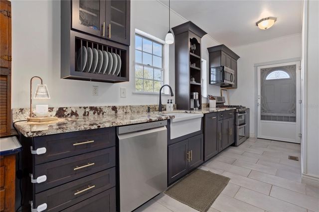 517 MAIN STREET, Haines City, FL 33844