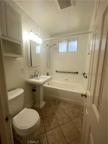 622 Indianapolis Avenue, Huntington Beach, CA 92648