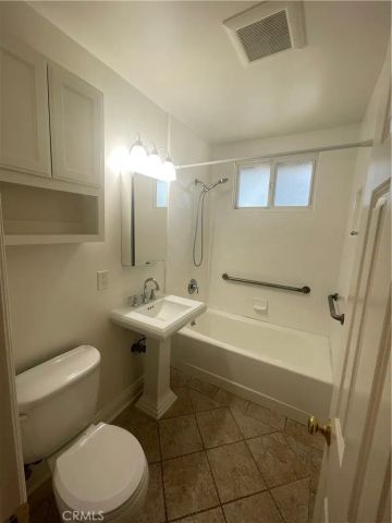 622 Indianapolis Avenue, Huntington Beach, CA 92648