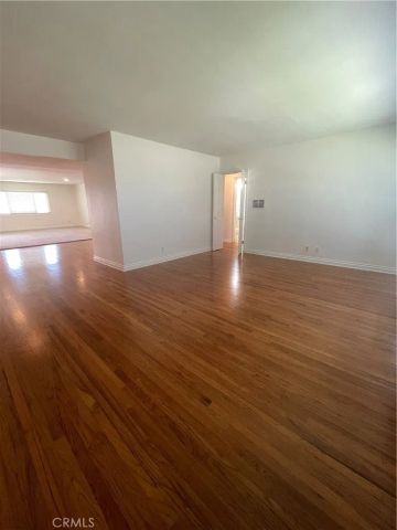 622 Indianapolis Avenue, Huntington Beach, CA 92648