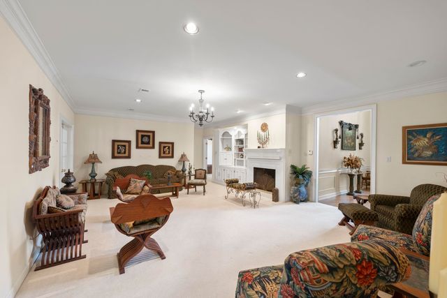 2944 BELFORT DR, Germantown, TN 38138