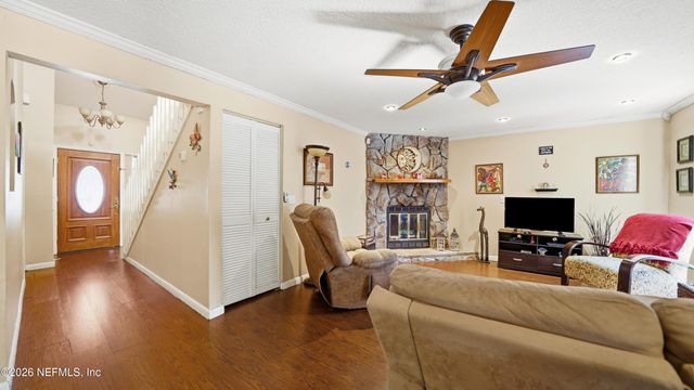 6628 PERIWINKLE Drive, Jacksonville, FL 32244
