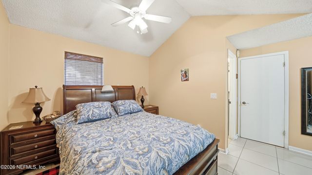 6628 PERIWINKLE Drive, Jacksonville, FL 32244