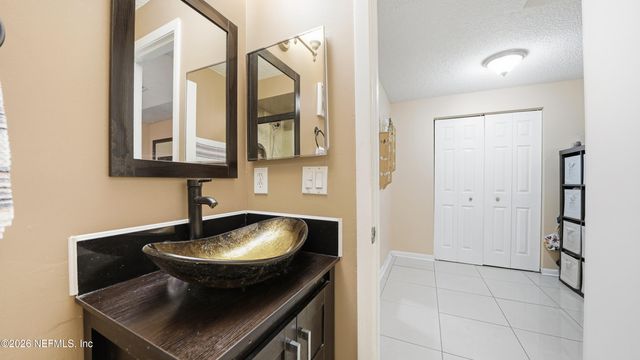 6628 PERIWINKLE Drive, Jacksonville, FL 32244