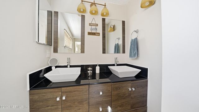 6628 PERIWINKLE Drive, Jacksonville, FL 32244