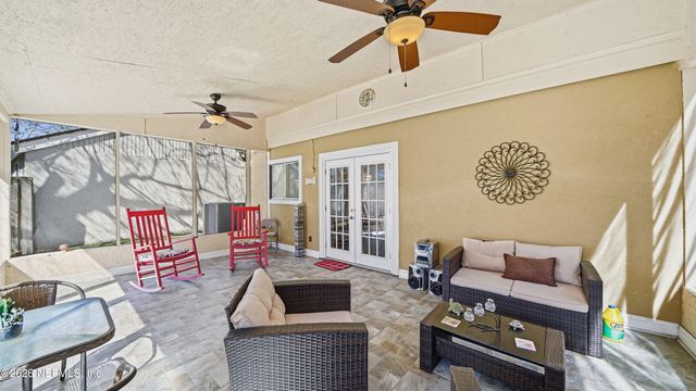 6628 PERIWINKLE Drive, Jacksonville, FL 32244