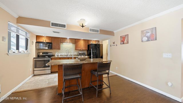 6628 PERIWINKLE Drive, Jacksonville, FL 32244