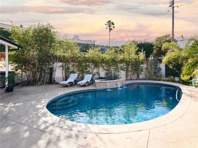 1005 E Walnut, El Segundo, CA 90245