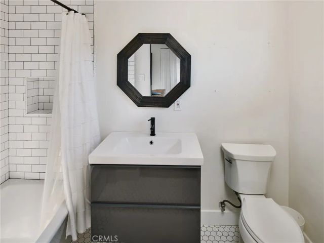 1005 E Walnut, El Segundo, CA 90245