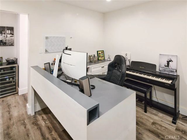 1005 E Walnut, El Segundo, CA 90245