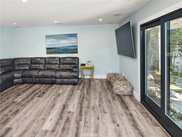 1005 E Walnut, El Segundo, CA 90245