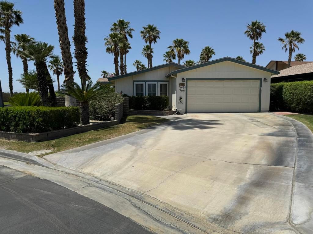 Image 1 of property listing at 74658 Bellows Road, Thousand Palms, CA 92276