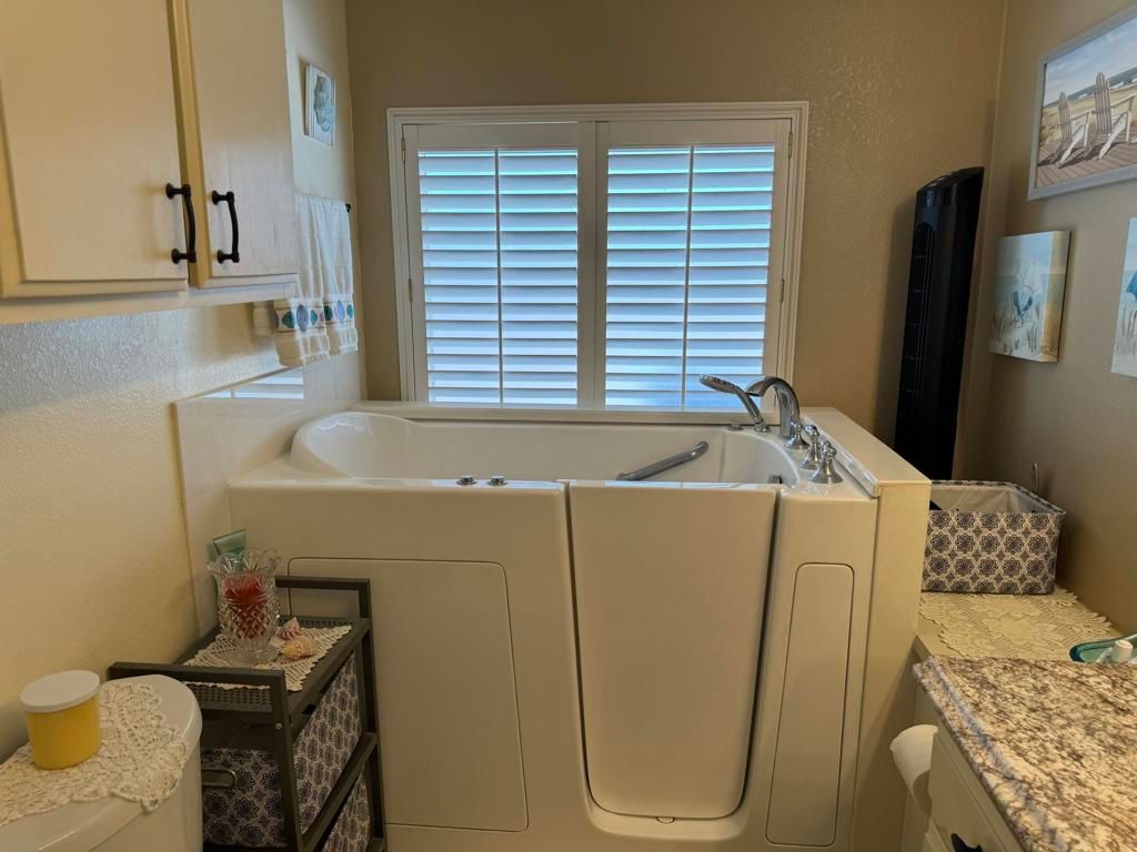 Image 27 of property listing at 74658 Bellows Road, Thousand Palms, CA 92276