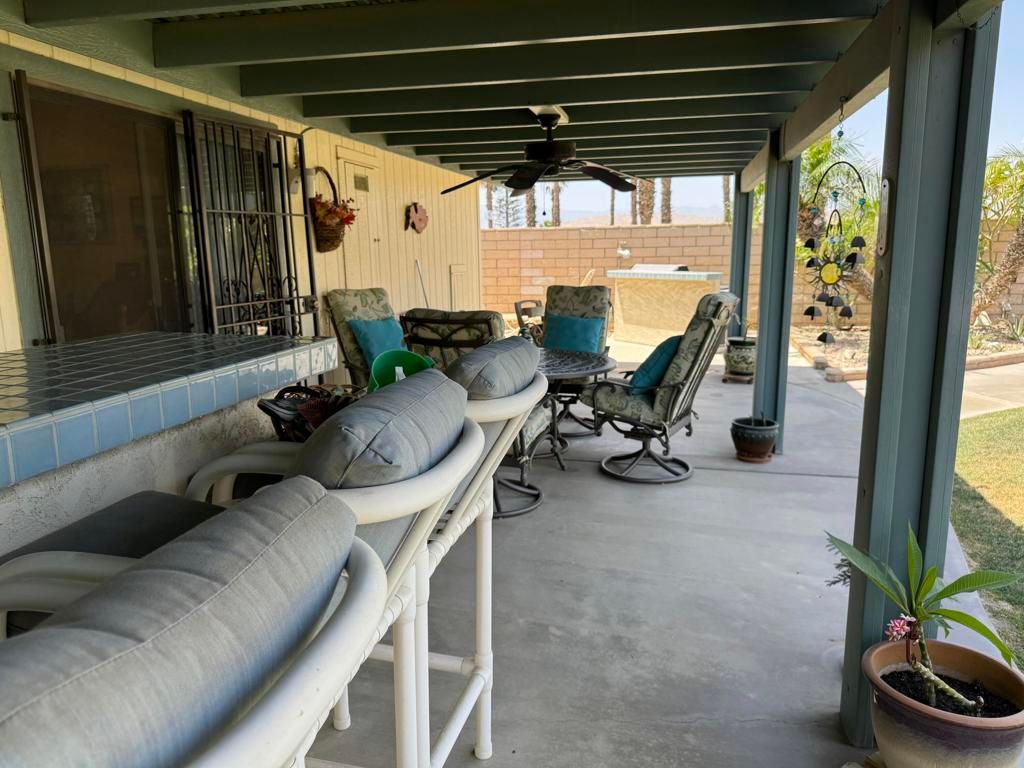 Image 7 of property listing at 74658 Bellows Road, Thousand Palms, CA 92276
