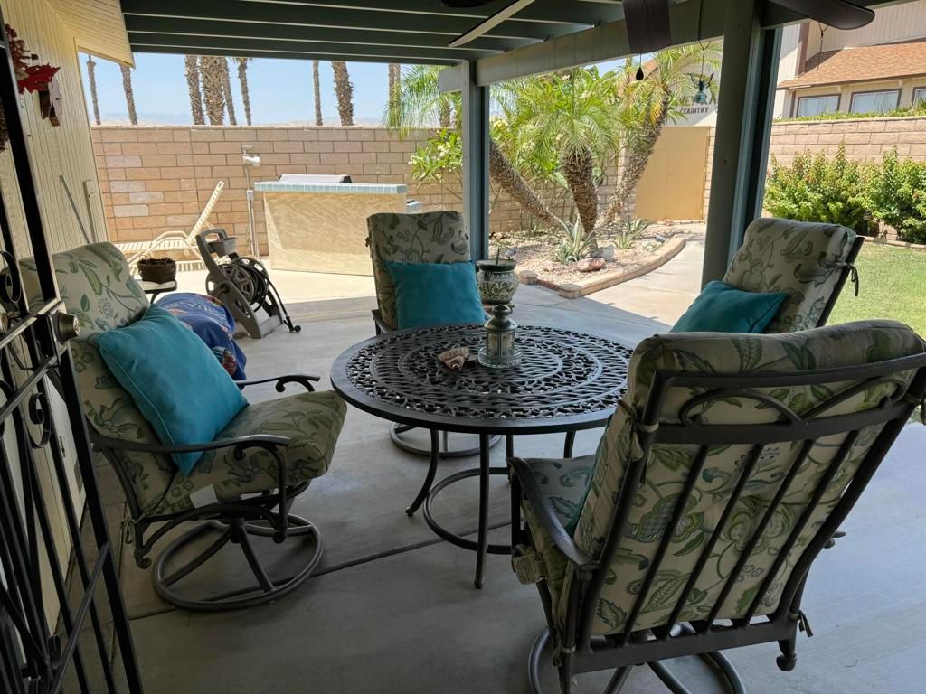 Image 9 of property listing at 74658 Bellows Road, Thousand Palms, CA 92276