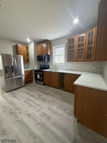 112 Broad St, Phillipsburg Town, NJ 08865