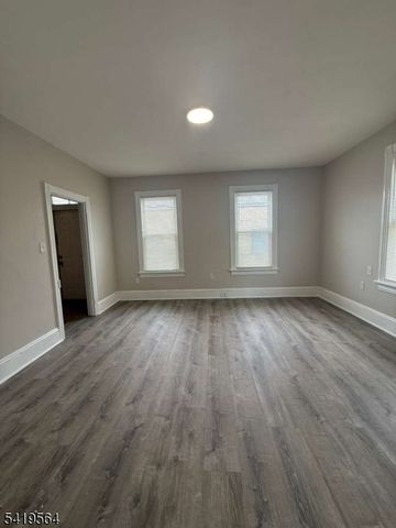 112 Broad St, Phillipsburg Town, NJ 08865