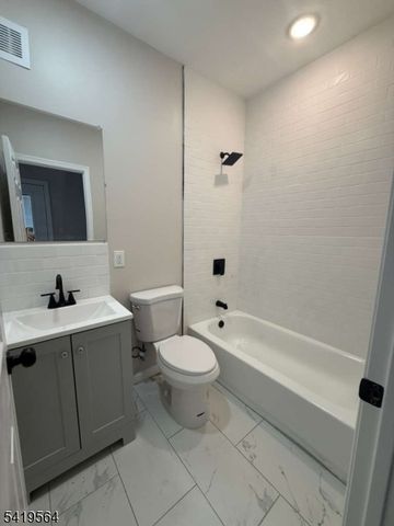 112 Broad St, Phillipsburg Town, NJ 08865