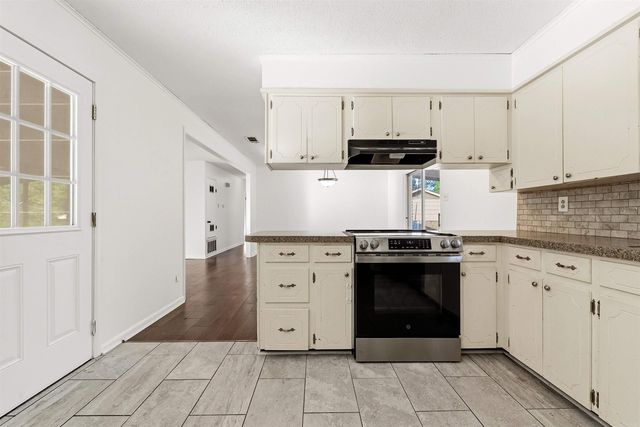 1209 Southedge Drive, Little Rock, AR 72227