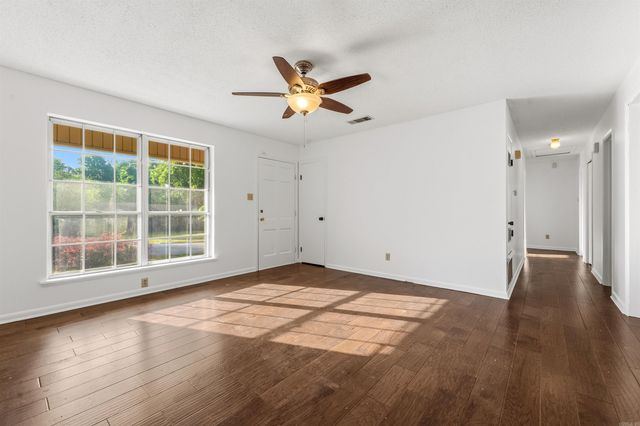 1209 Southedge Drive, Little Rock, AR 72227