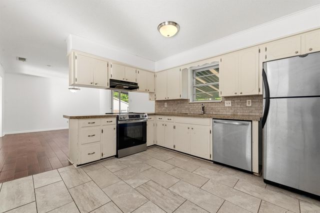 1209 Southedge Drive, Little Rock, AR 72227