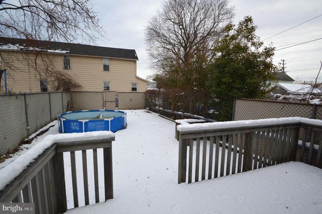 105 THOMPSON ST, Burlington, NJ 08016