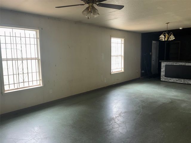 200 S Williams Street, Fort Worth, TX 76104