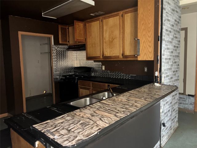 200 S Williams Street, Fort Worth, TX 76104